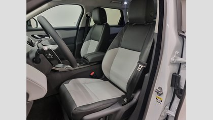 Range Rover Velar 6