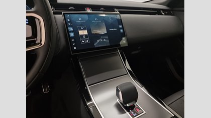 Range Rover Velar 10