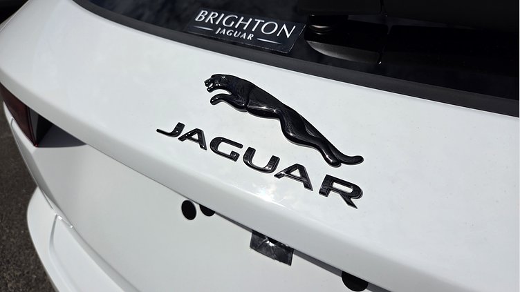 2024 Approved Jaguar E-Pace Fuji White P250 PETROL P250 R-DYNAMIC SE