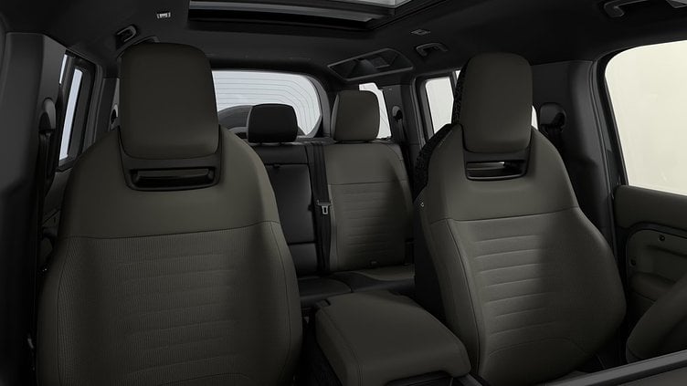 2025 Novo vozilo Land Rover Defender 110 Faroe Green P635 Petrol V8 Mild Hybrid OCTA Edition One