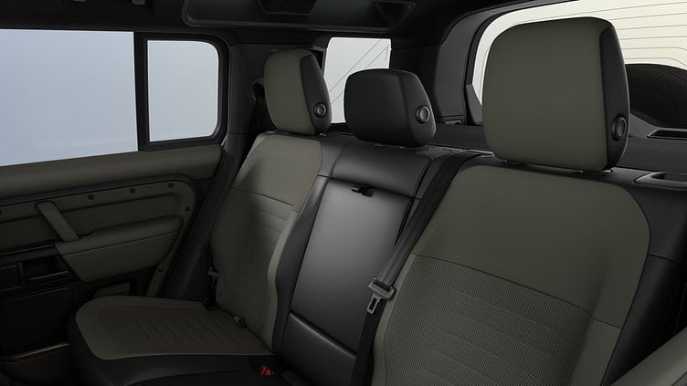 2025 Novo vozilo Land Rover Defender 110 Faroe Green P635 AWD MHEV OCTA Edition One​