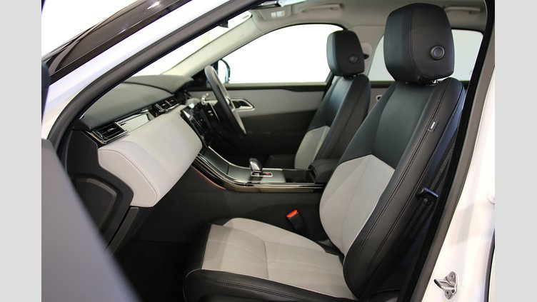 2024 認定中古車 Land Rover Range Rover Velar オストゥーニパールホワイト D200マイルドハイブリッド（ディーゼル） Dynamic SE