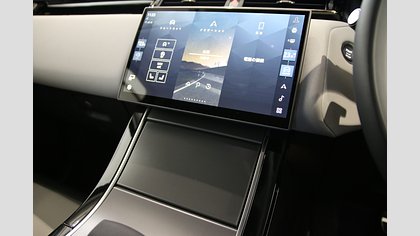 Range Rover Velar 30