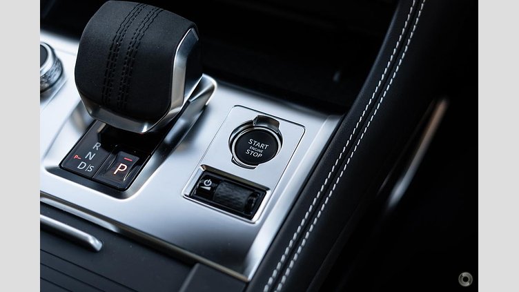 2025 Approved Jaguar F-Pace Firenze Red P250 PETROL R-DYNAMIC SE 90TH ANNIVERSARY EDITION