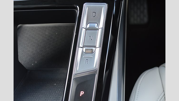 2022 認定中古車 Jaguar I-Pace ファラロンパールブラック EV400 SE