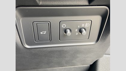 Range Rover Evoque 35