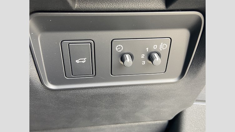2024 認定中古車 Land Rover Range Rover Evoque アロイオスグレイ D200（ディーゼル）  S