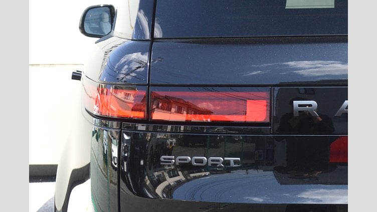 2024 認定中古車 Land Rover Range Rover Sport サントリーニブラック D300マイルドハイブリッド スタンダードホイールベース Dynamic SE