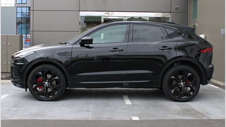 2024 認定中古車 Jaguar E-Pace サントリーニブラック P250 AWD（オートマチック） R-DYNAMIC SE
