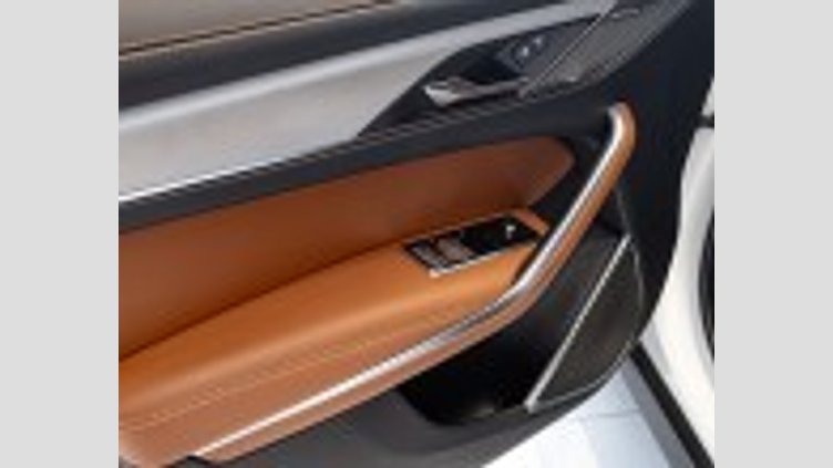 2022 Approved Jaguar E-Pace Fuji White auto SE R-DYNAMIC P340