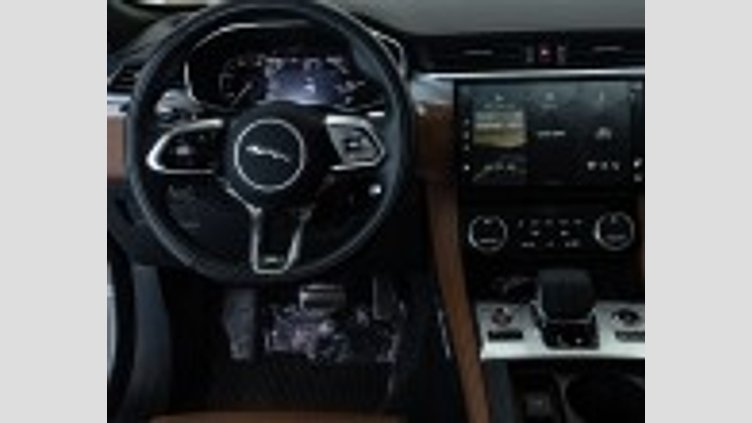 2022 Approved Jaguar E-Pace Fuji White auto SE R-DYNAMIC P340