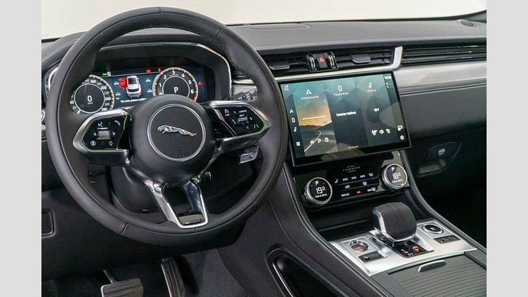 2023 Approved Jaguar F-Pace White auto R-DYNAMIC SE 
