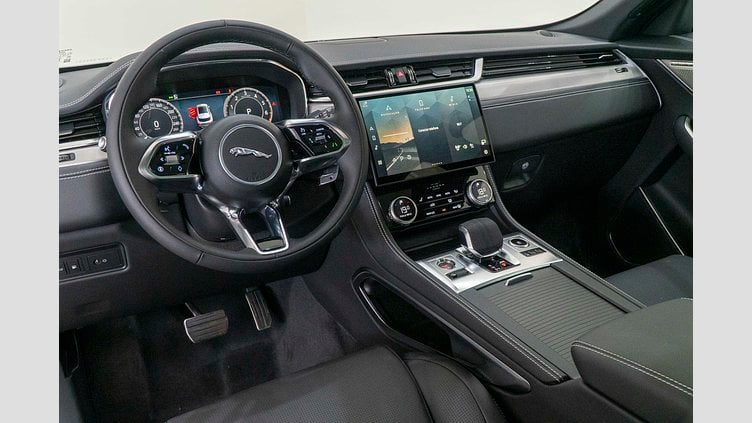 2023 Approved Jaguar F-Pace White auto R-DYNAMIC SE 