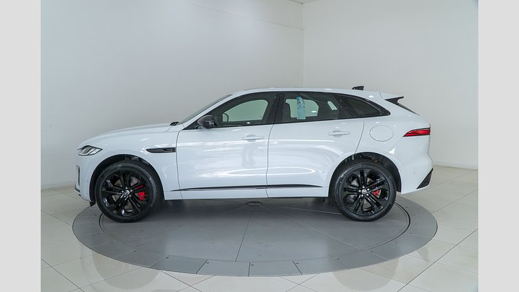 2023 Approved Jaguar F-Pace White auto R-DYNAMIC SE 