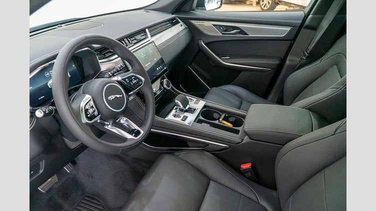 2023 Approved Jaguar F-Pace White auto R-DYNAMIC SE 