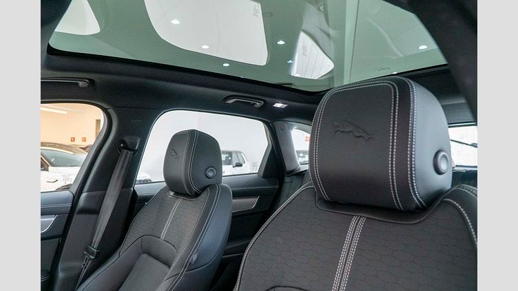 2023 Approved Jaguar F-Pace White auto R-DYNAMIC SE 