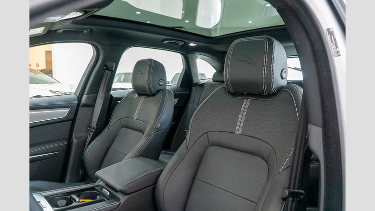 2023 Approved Jaguar F-Pace White auto R-DYNAMIC SE 