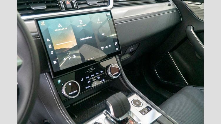 2023 Approved Jaguar F-Pace White auto R-DYNAMIC SE 