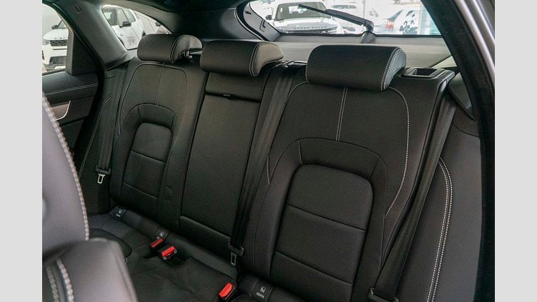 2023 Approved Jaguar F-Pace White auto R-DYNAMIC SE 