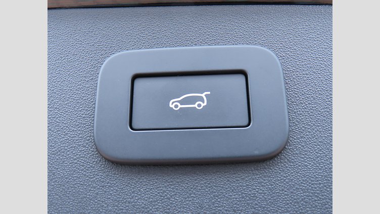 2023 認定中古車 Jaguar E-Pace サントリーニブラック D200 AWD（オートマチック） R-DYNAMICブラックエディション
