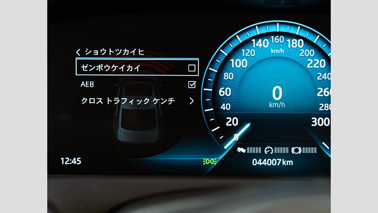 2019 認定中古車 Jaguar XF Fuji White 2.0 litre i4D Diesel プレステージ