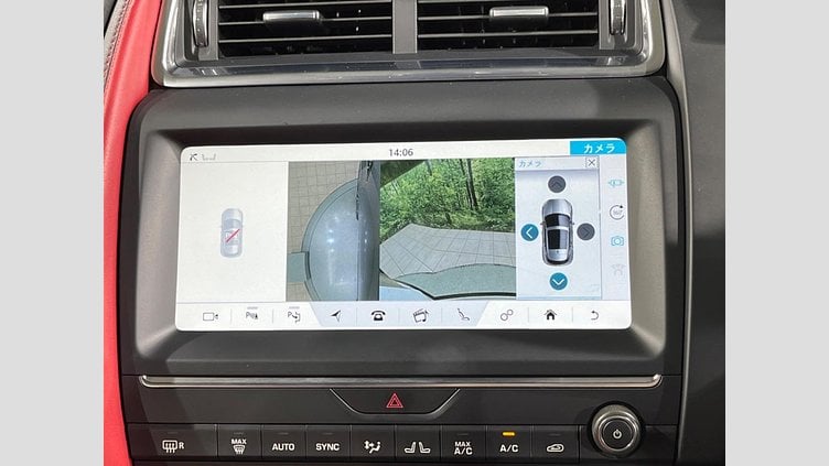 2018 認定中古車 Jaguar E-Pace シリコン シルバー P300 オートマチック全輪駆動 R-DYNAMIC HSE