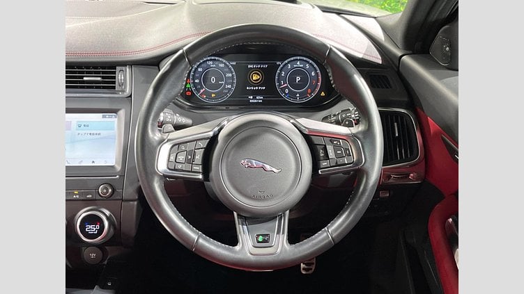 2018 認定中古車 Jaguar E-Pace シリコン シルバー P300 オートマチック全輪駆動 R-DYNAMIC HSE