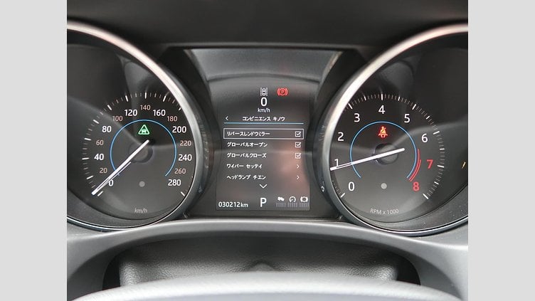 2017 認定中古車 Jaguar XE Loire Blue 249PS
 プレステージ