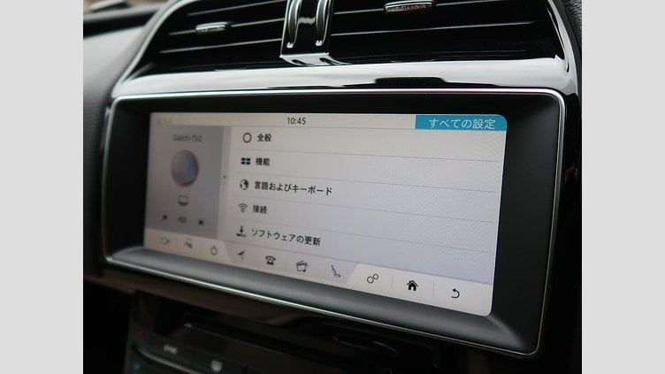 2017 認定中古車 Jaguar XE Loire Blue 249PS
 プレステージ