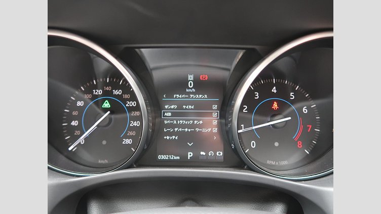 2017 認定中古車 Jaguar XE Loire Blue 249PS
 プレステージ