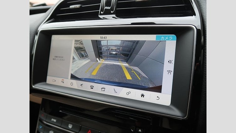 2017 認定中古車 Jaguar XE Loire Blue 249PS
 プレステージ