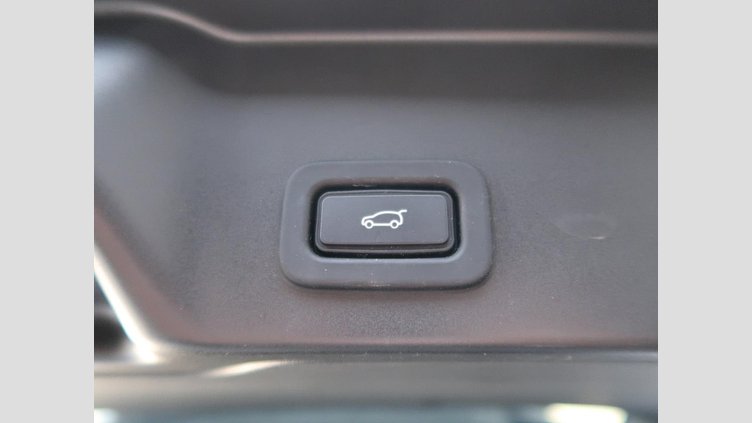 2020 認定中古車 Land Rover Range Rover Evoque ソウルパールシルバー D180 R-DYNAMIC S