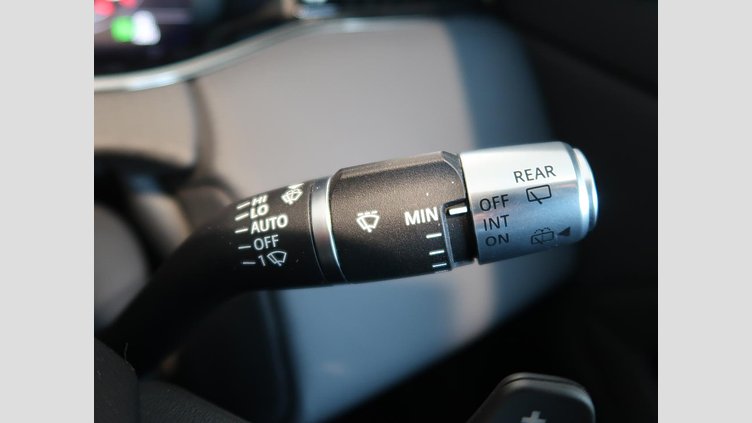 2020 認定中古車 Land Rover Range Rover Evoque ソウルパールシルバー D180 R-DYNAMIC S