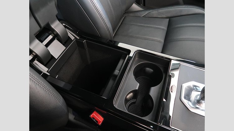 2020 認定中古車 Land Rover Range Rover Evoque ソウルパールシルバー D180 R-DYNAMIC S