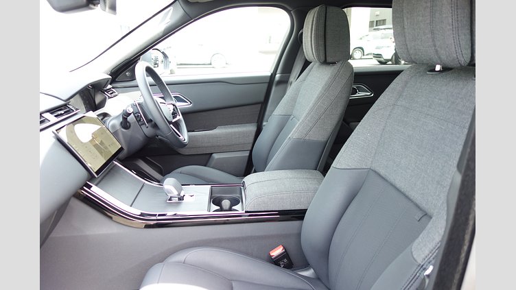 2024 認定中古車 Land Rover Range Rover Velar ヴァレジネブルー P400eプラグインハイブリッド（ガソリン） Standard Wheelbase Dynamic HSE