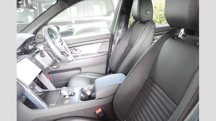 2024 認定中古車 Land Rover Discovery Sport サントリーニブラック D200マイルドハイブリッド（ディーゼル） 標準ホイール DYNAMIC SE