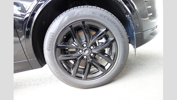 2024 認定中古車 Land Rover Discovery Sport サントリーニブラック D200マイルドハイブリッド（ディーゼル） 標準ホイール DYNAMIC SE