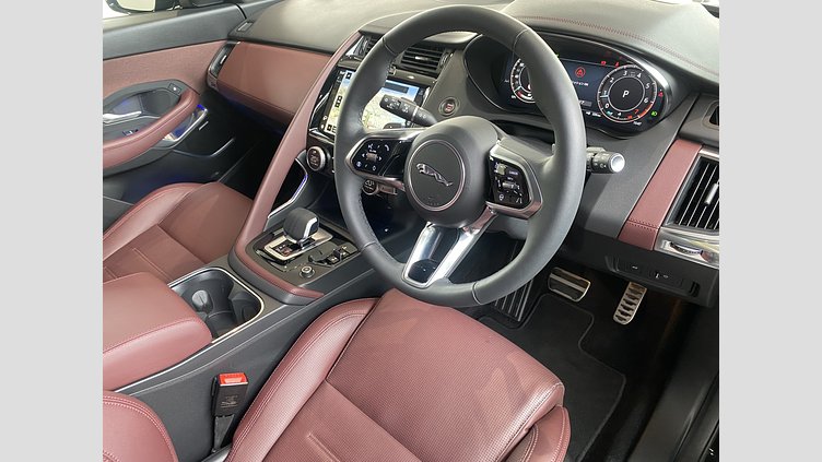 2024 認定中古車 Jaguar E-Pace サントリーニブラック P250（ガソリン） R-DYNAMIC HSE