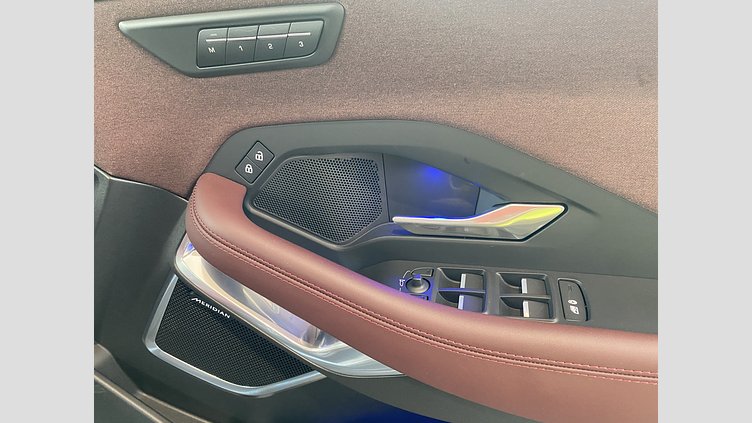 2024 認定中古車 Jaguar E-Pace サントリーニブラック P250（ガソリン） R-DYNAMIC HSE