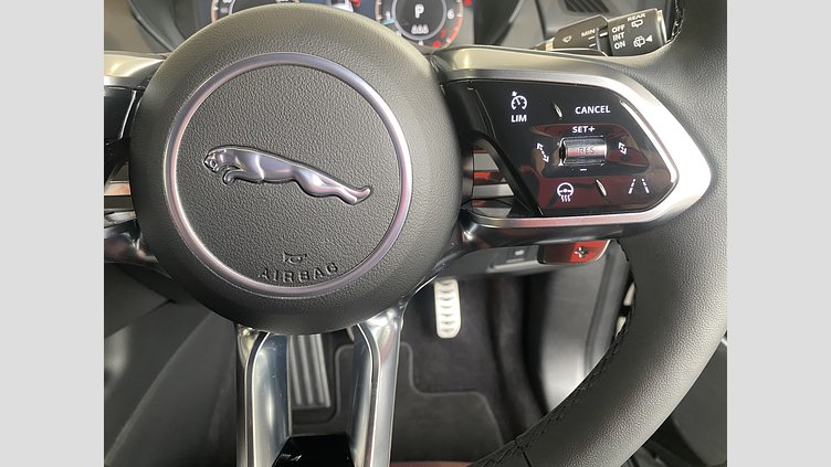 2024 認定中古車 Jaguar E-Pace サントリーニブラック P250（ガソリン） R-DYNAMIC HSE
