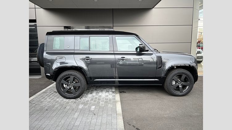 2024 認定中古車 Land Rover Defender 110 カルパチアングレイ D300 AWD（AT） X-DYNAMIC HSE