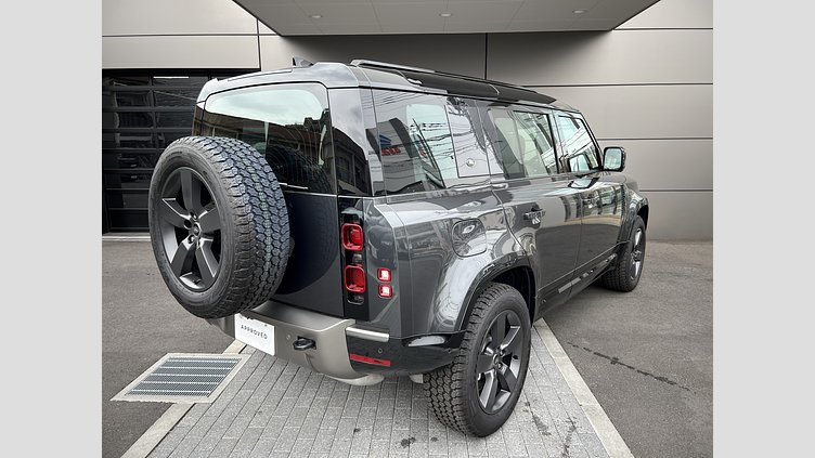 2024 認定中古車 Land Rover Defender 110 カルパチアングレイ D300 AWD（AT） X-DYNAMIC HSE