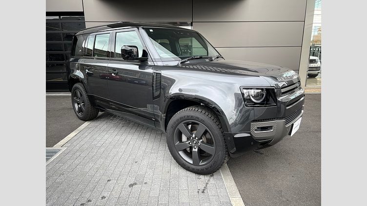 2024 認定中古車 Land Rover Defender 110 カルパチアングレイ D300 AWD（AT） X-DYNAMIC HSE