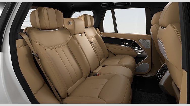 2025 Novo vozilo Land Rover Range Rover Carpathian siva P550e benzin plug-in hibrid Standard Wheelbase Autobiography