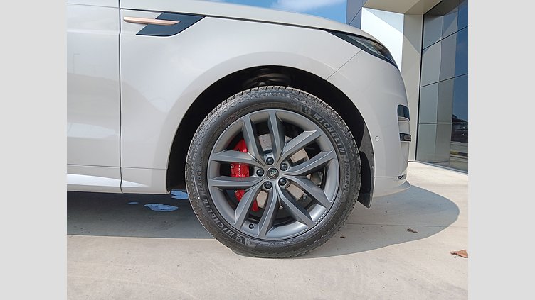 2025 Approved/Jazdené Land Rover Range Rover Sport Borasco Grey 3.0D 250PS MHEV Dynamic SE AWD 