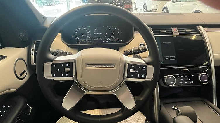 2023 Approved Land Rover Discovery Eiger Grey auto Metropolitan Edition