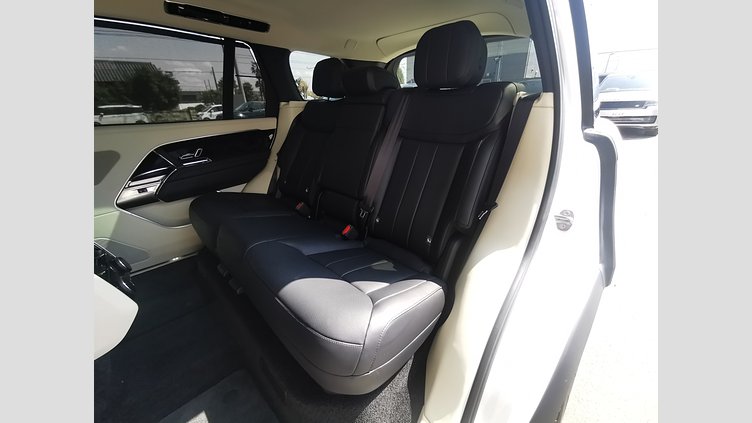 2023 認定中古車 Land Rover Range Rover オストゥーニパールホワイト P530 AWD（AT） ロングホイールベース HSE