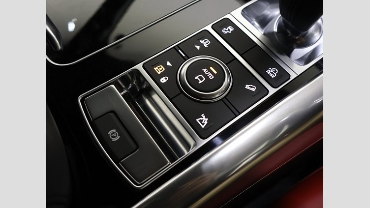 2020 認定中古車 Land Rover Range Rover Sport サントリーニブラック 3.0リッターTDV6ディーゼル（258 PS） HSE DYNAMIC