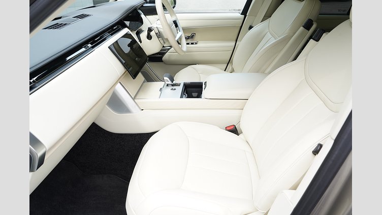 2024 認定中古車 Land Rover Range Rover バトゥミゴールド D300 AWD MHEV（AT） スタンダードホイールベース HSE
