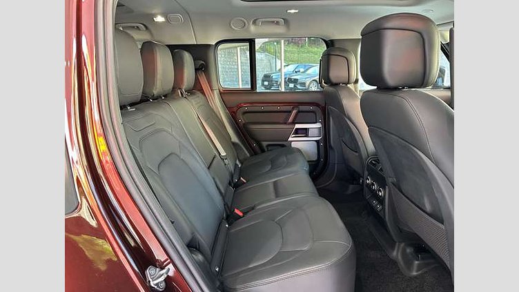 2023 認定中古車 Land Rover Defender 130 セドナレッド D300 AWD AUTOMATIC MHEV FIRST EDITION
